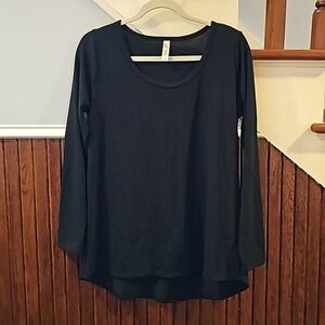 Like New Women's Medium LuLaRoe Lynnae Top
